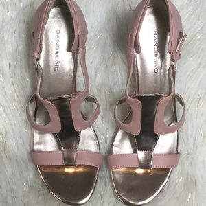 New BANDOLINO Heeled Sandals Size 8M